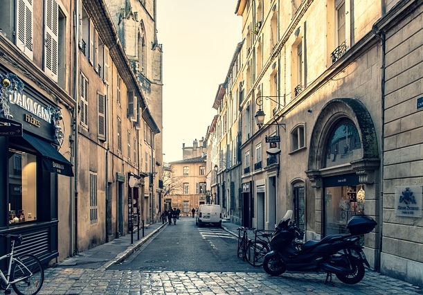 séduire des femmes à Aix-en-Provence