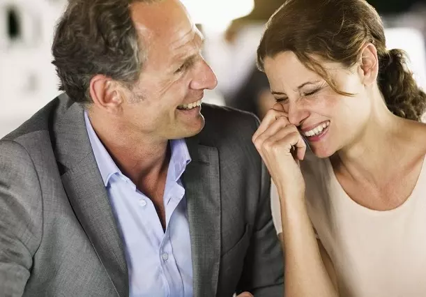 La différence d’âge dans les relations